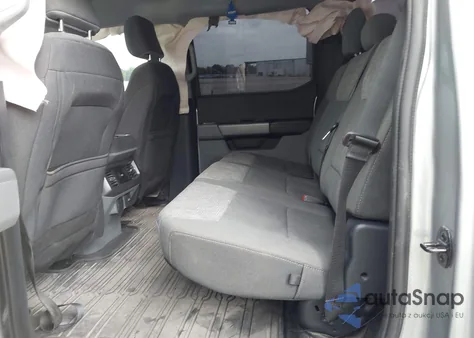 2023 Ford F-350 Xlt из США, поврежденный, VIN 1FT8W3DN5PEE00688